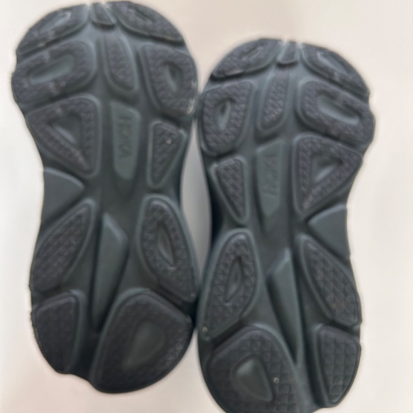 Hoka Bondi 8 Women's Black Athletic Shoes in Size 7 and Size 7.5 - Picture 5 of 10